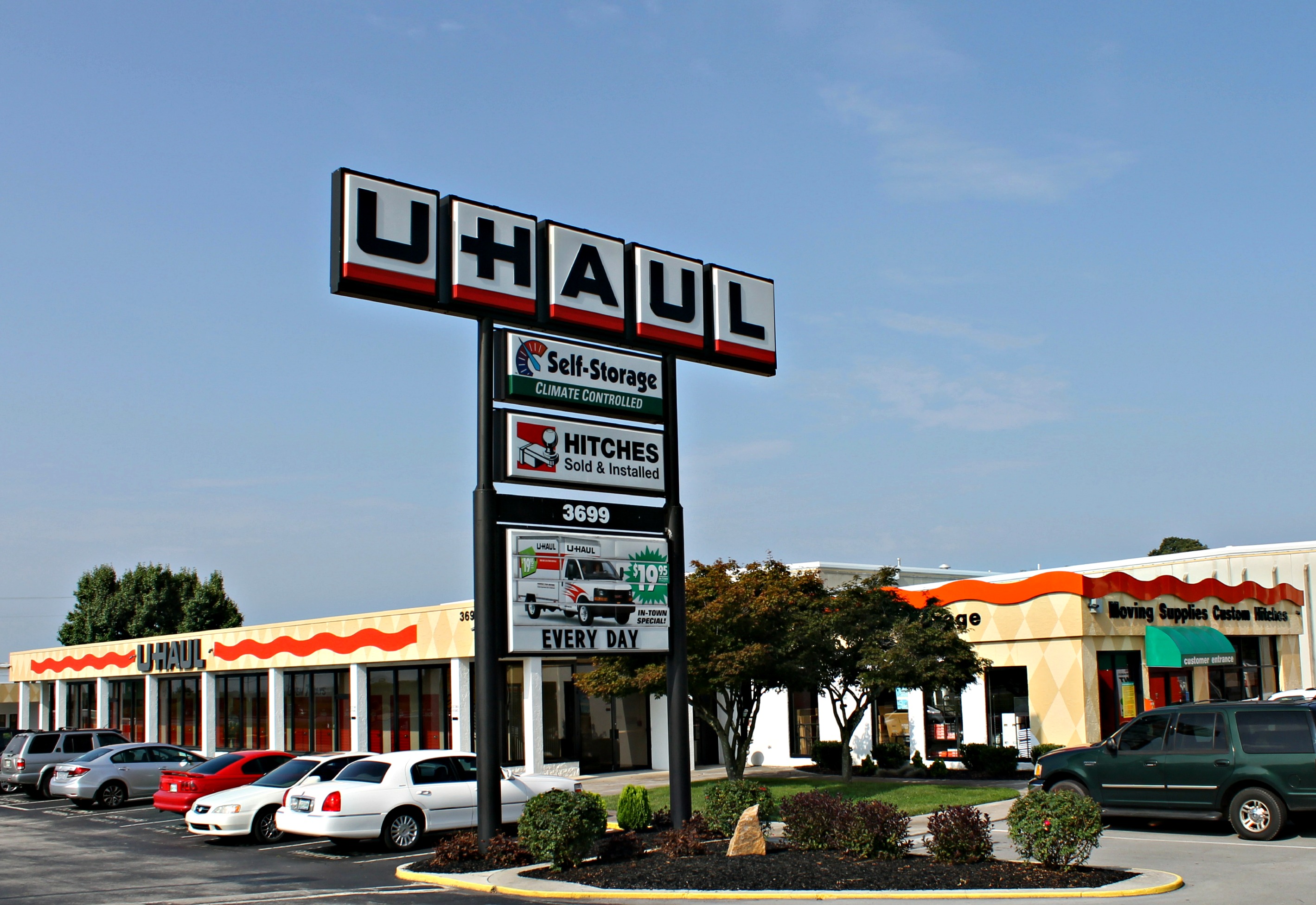 U-Haul Offers 30 Days Free Self-Storage to Sevier County Residents Affected by Fires
