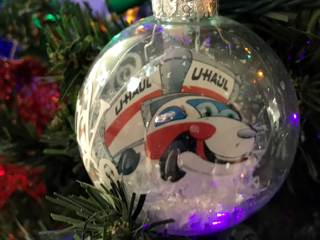 U-Haul Team Members Show Their Holiday Spirit