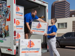 Collegeboxes Prepared to Meet Students’ Mid-Term Moving Needs in California