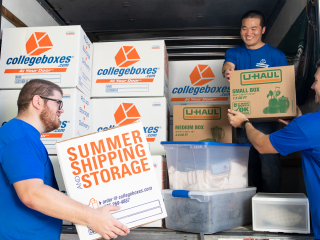 <strong>Collegeboxes Expands to Canada in Time for Student Move-Outs</strong>